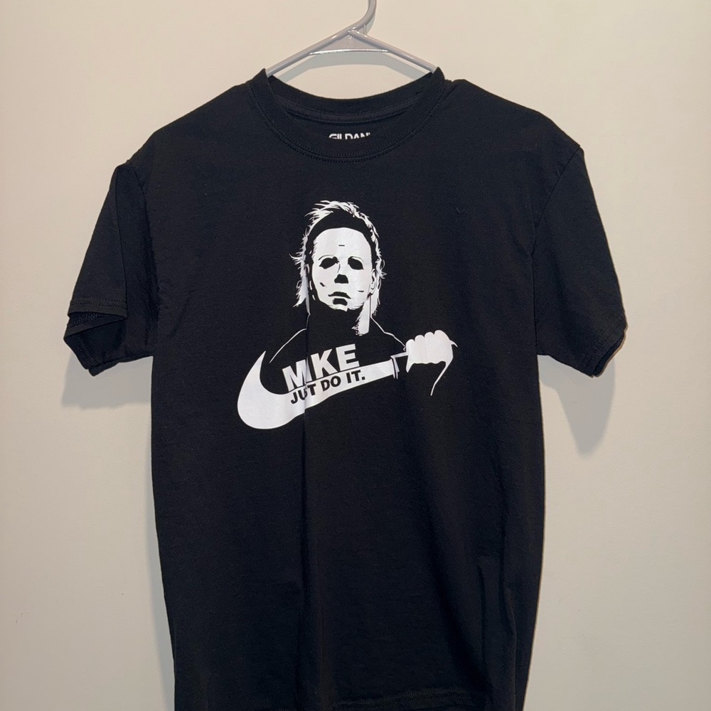 Gildan Black Graphic Tee with White Design